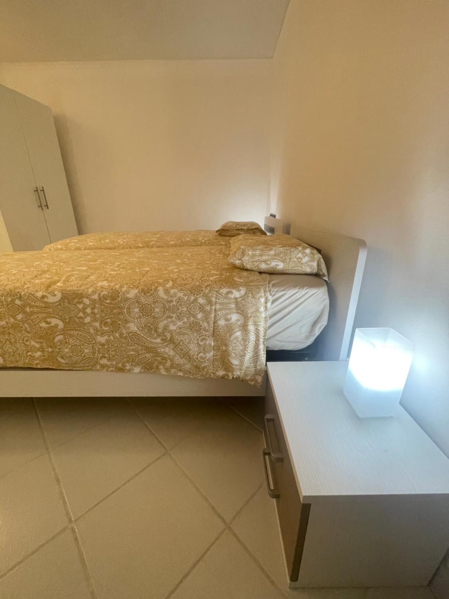 Amikales Rooms Padova Bagian luar foto